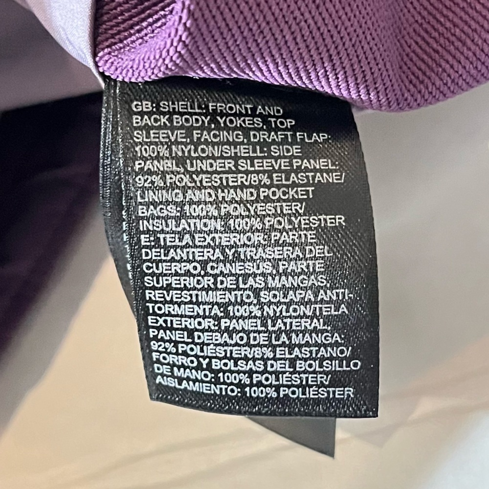 The North Face Puffer Jacket - Picture 8 of 12
